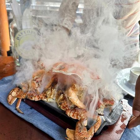 Daffodil Restaurant & Holiday Resort 乌纳瓦图纳 外观 照片