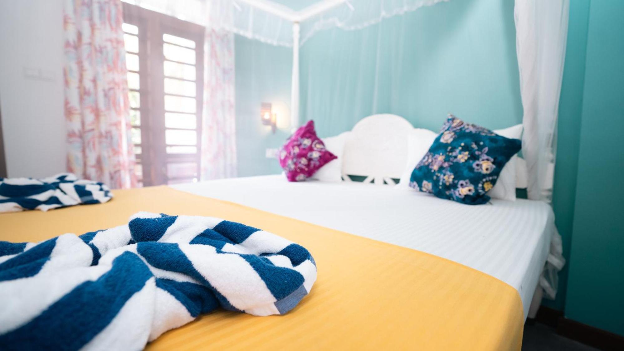 Daffodil Restaurant & Holiday Resort 乌纳瓦图纳 外观 照片